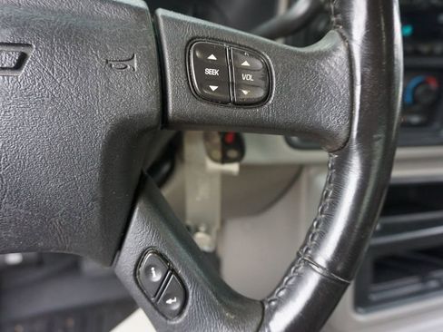 Used 2006 Chevrolet Silverado 1500 LT w/ Onstar Plus Package RWD image 7