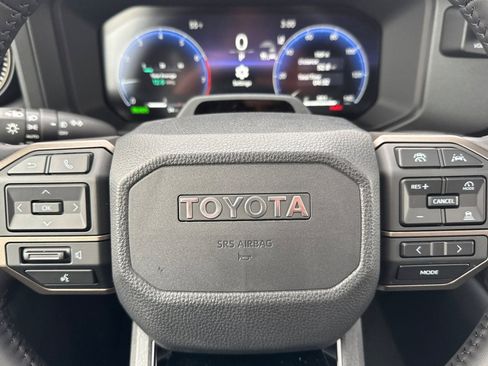 Certified 2025 Toyota Land Cruiser image 29