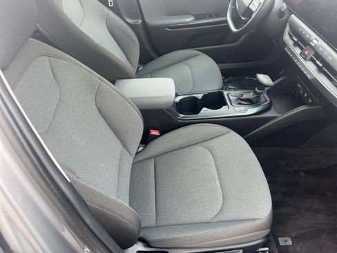Used 2025 Kia K4 FWD image 35