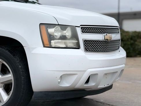 Used 2009 Chevrolet Tahoe LT w/ Regional Value Package image 8