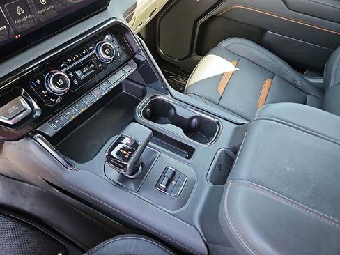 Certified 2023 GMC Sierra 1500 AT4 w/ Technology Package image 20