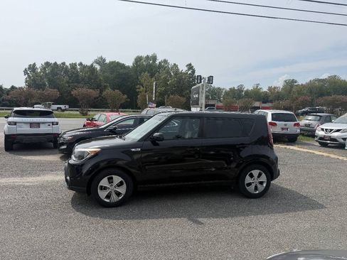 Used 2016 Kia Soul FWD image 8