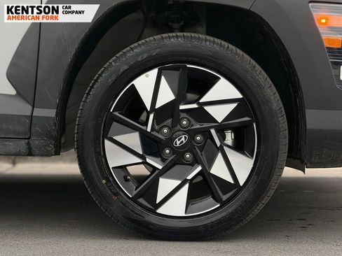 Used 2025 Hyundai Kona SEL image 17