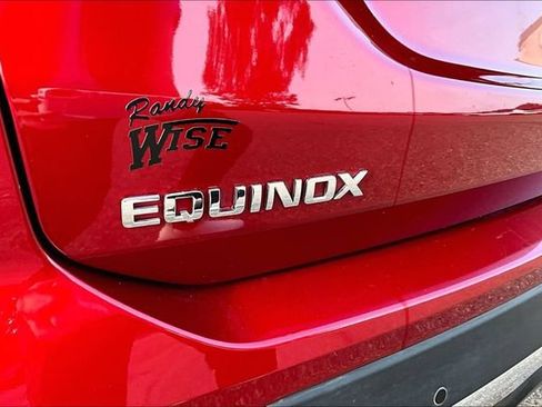 Used 2024 Chevrolet Equinox LT w/ LPO, Floor Liner Package AWD/4WD image 8
