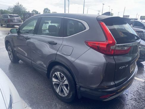 Used 2018 Honda CR-V LX image 2