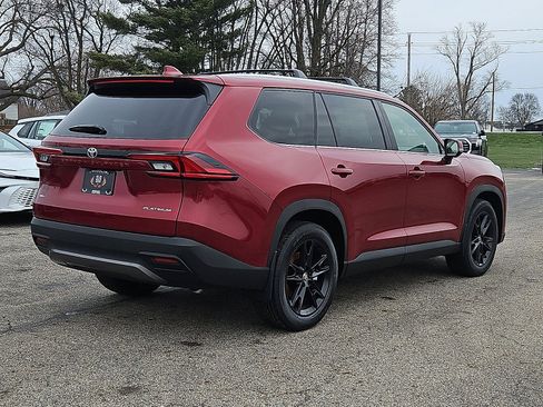 New 2026 Toyota Grand Highlander Platinum AWD/4WD image 12