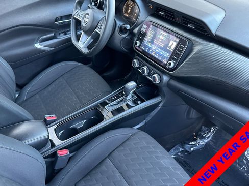 Used 2023 Nissan Kicks SV image 17