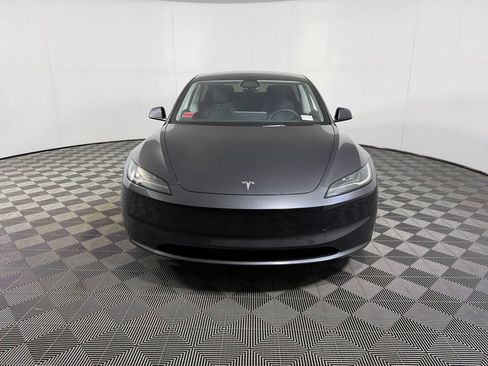 Used 2025 Tesla Model 3 Long Range RWD image 5