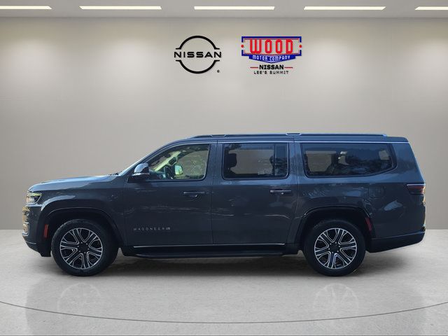 Used 2024 Jeep Wagoneer L Series II w/ Flexible Seating Group AWD/4WD image 5