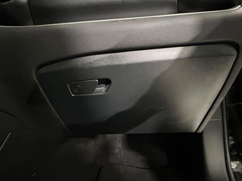 Used 2023 Ford Explorer XLT w/ Equipment Group 202A image 24