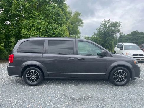 Used 2018 Dodge Grand Caravan GT image 6