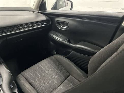 Certified 2024 Honda HR-V LX image 13