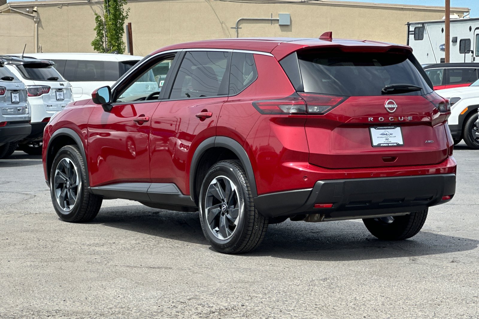 Used 2025 Nissan Rogue SV AWD/4WD image 7