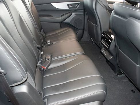 Used 2024 Acura MDX SH-AWD w/ Technology Package image 12