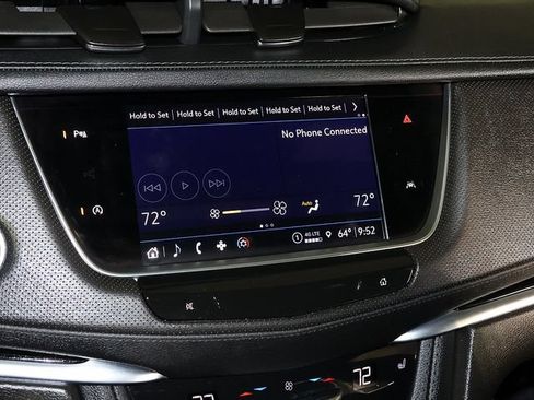 Used 2024 Cadillac XT6 Luxury AWD/4WD image 19