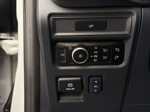 Used 2026 Ford F150 Lariat AWD/4WD image 29