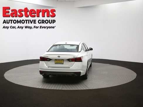 Used 2022 Nissan Altima 2.5 SR FWD image 37