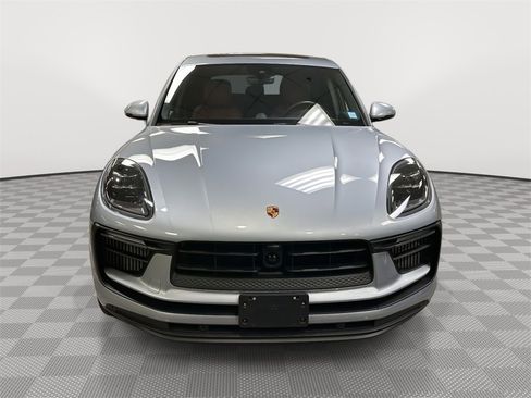 Used 2024 Porsche Macan S image 5
