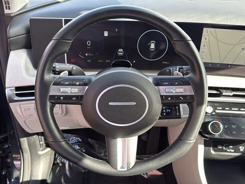 Used 2025 Hyundai Tucson SEL image 14