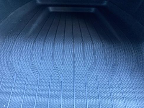 New 2026 Chevrolet Equinox EV LT image 23