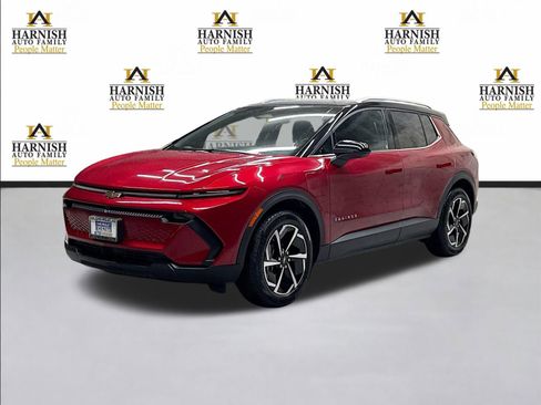 New 2026 Chevrolet Equinox EV LT image 1