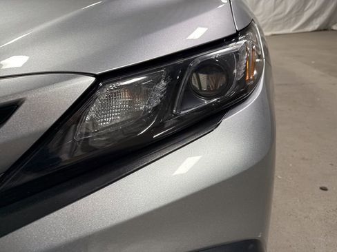 Used 2024 Toyota Camry SE image 34