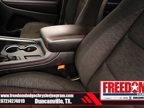 Certified 2025 Dodge Durango GT w/ Blacktop Package image 34