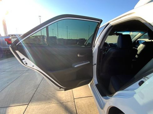 Used 2014 Toyota Camry SE image 13