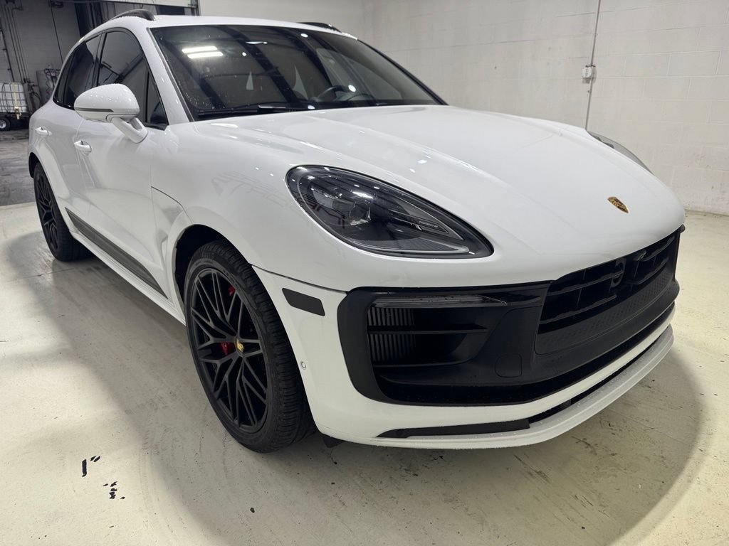 Used 2022 Porsche Macan GTS AWD/4WD image 8