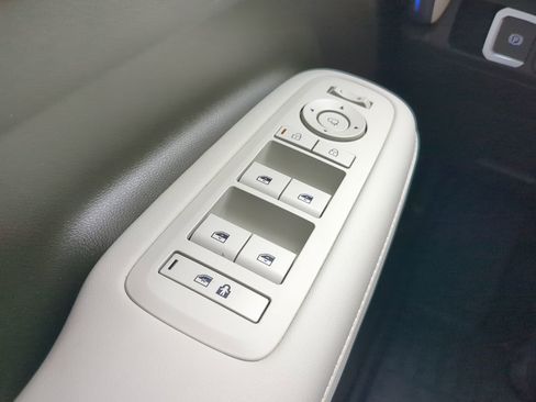 Used 2024 Hyundai Santa Fe Calligraphy image 20