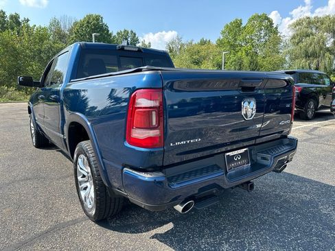 Used 2024 RAM 1500 Limited AWD/4WD image 11