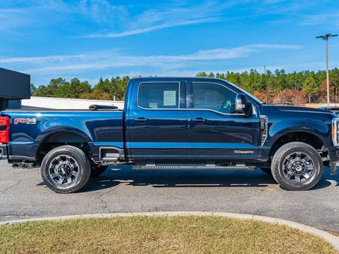 Certified 2023 Ford F250 Lariat w/ Sport Appearance Package image 8