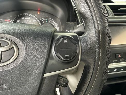 Used 2013 Toyota Camry LE FWD image 21