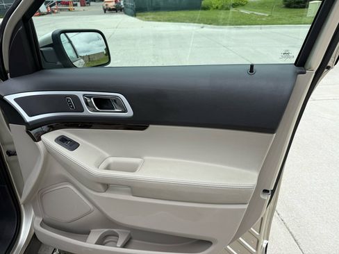 Used 2011 Ford Explorer Limited w/ 302A Rapid Spec Order Code image 33
