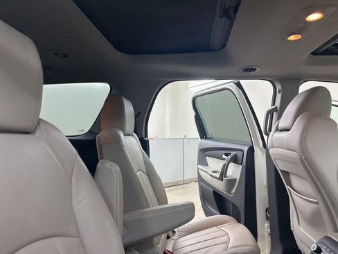 Used 2012 GMC Acadia Denali image 26