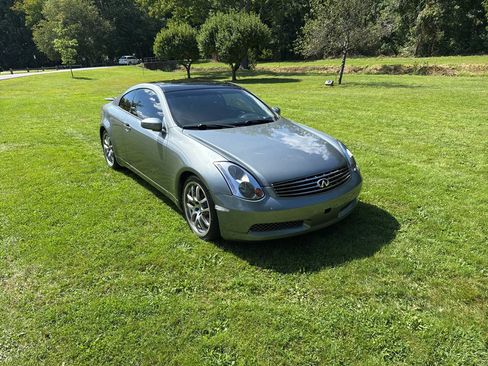 Used 2005 INFINITI G35 Coupe w/ (P01) Premium Pkg RWD image 1