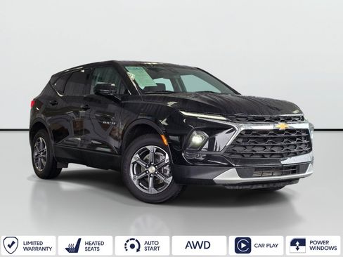 Used 2025 Chevrolet Blazer LT AWD/4WD image 1
