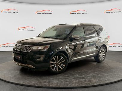 Used 2017 Ford Explorer Platinum