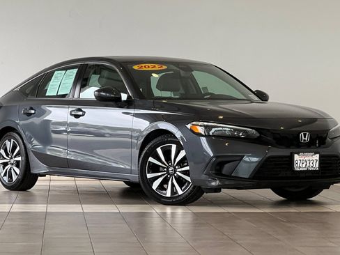 Used 2022 Honda Civic EX-L image 2