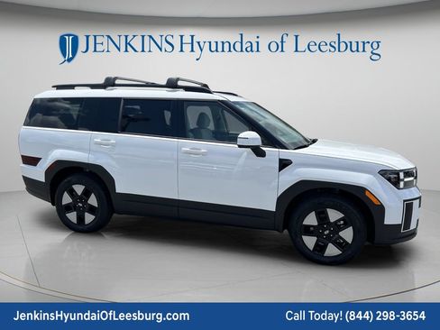 New 2026 Hyundai Santa Fe SEL FWD image 2