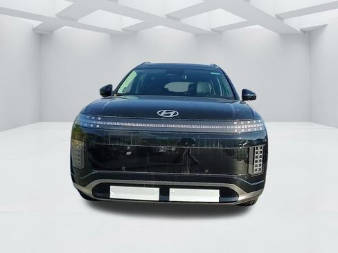 New 2026 Hyundai Ioniq 9 Calligraphy image 2