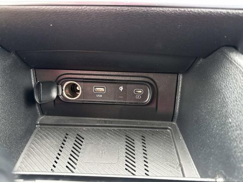 Used 2024 Kia Sportage EX image 32