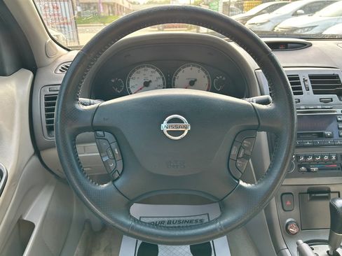 Used 2003 Nissan Maxima SE FWD image 19