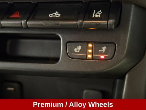 Used 2018 GMC Canyon SLT w/ Driver Alert Package AWD/4WD image 18