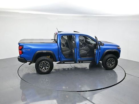 Used 2024 Chevrolet Colorado ZR2 w/ Technology Package image 43