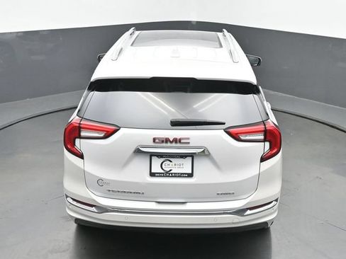 Used 2023 GMC Terrain Denali w/ Denali Premium Package AWD/4WD image 43