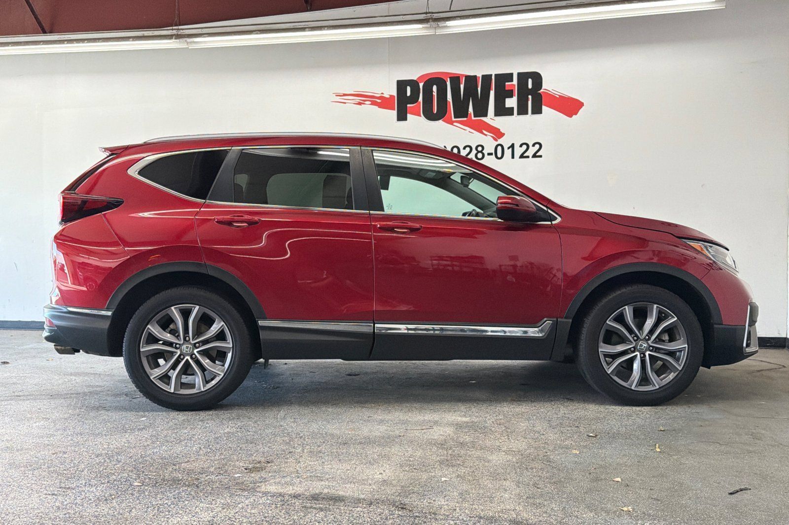 Used 2022 Honda CR-V Touring image 2