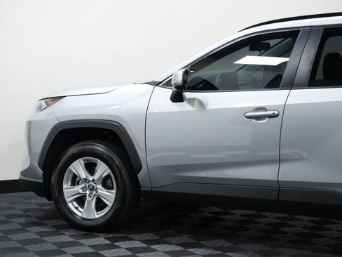 Used 2020 Toyota RAV4 XLE w/ XLE Grade Weather Package AWD/4WD image 17