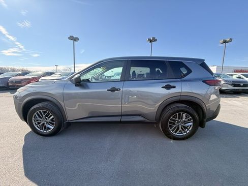 Certified 2023 Nissan Rogue S image 8