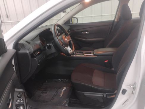 Used 2024 Nissan Sentra SV image 18